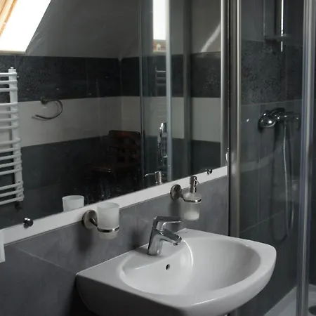 Underділ Nyaraló Krivopillja