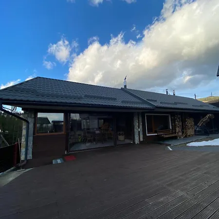 Nyaraló Underділ Krivopillja